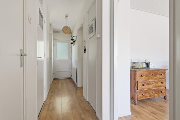 Appartement te koop: Leverkruidweg 321, Zaandam