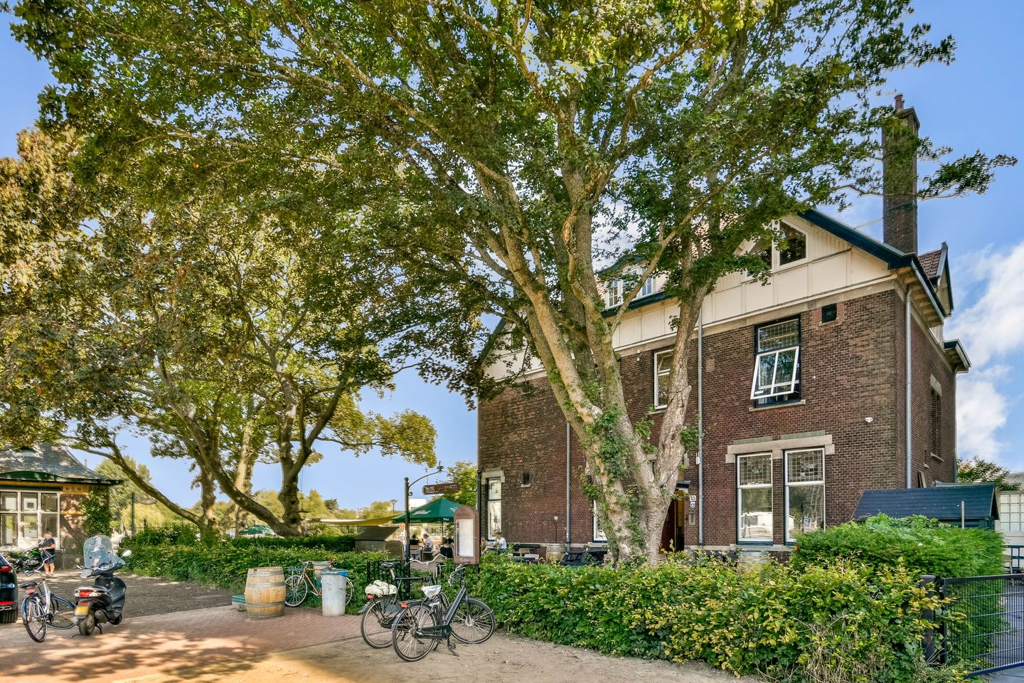 Photo 29 of Amstelvlietstraat 347