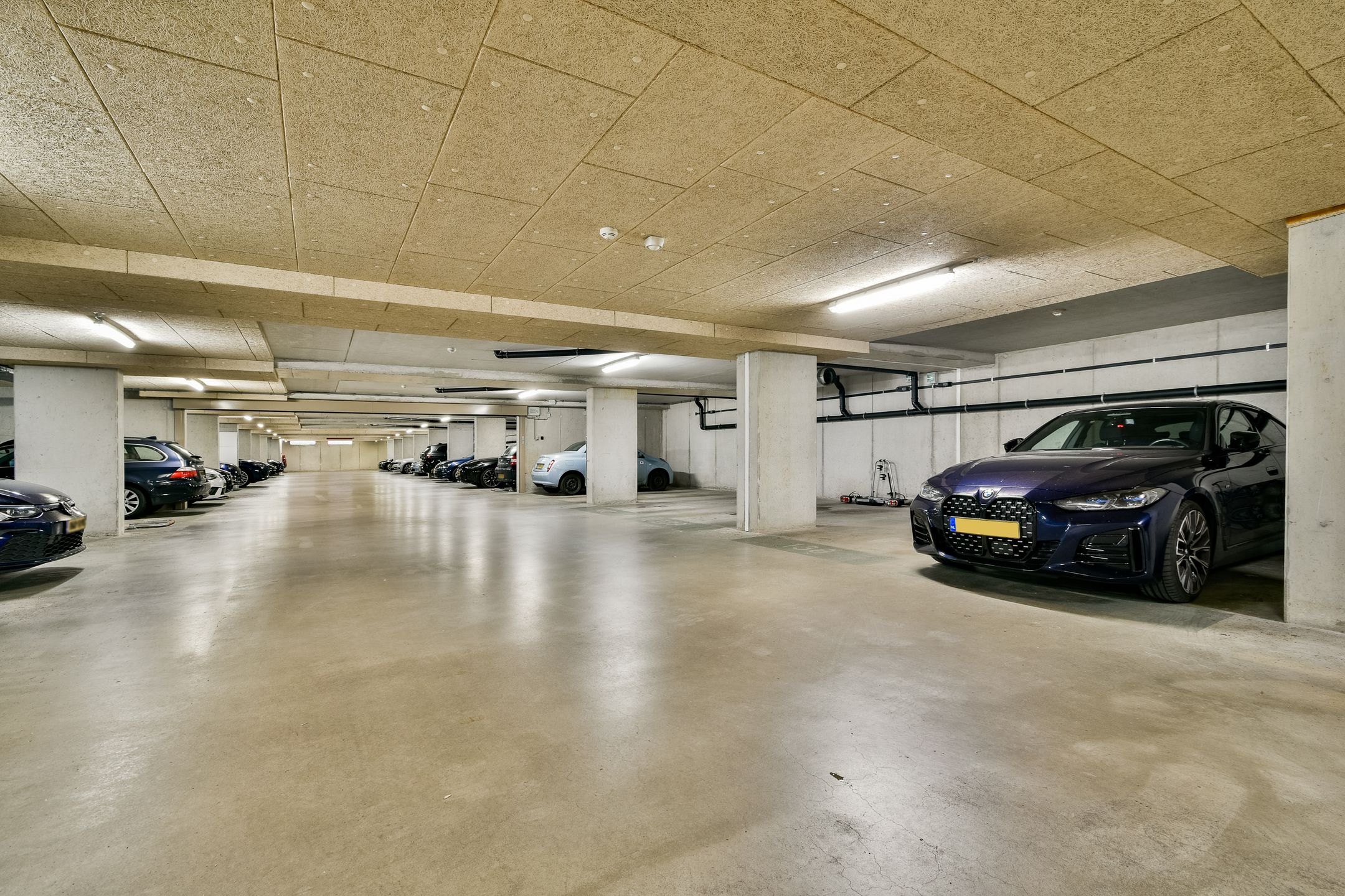Photo 27 of Amstelvlietstraat 347