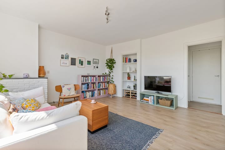 Appartement te koop: Anthonie Fokkerstraat 18, Bussum