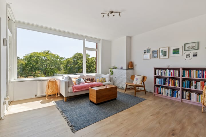 Appartement te koop: Anthonie Fokkerstraat 18, Bussum