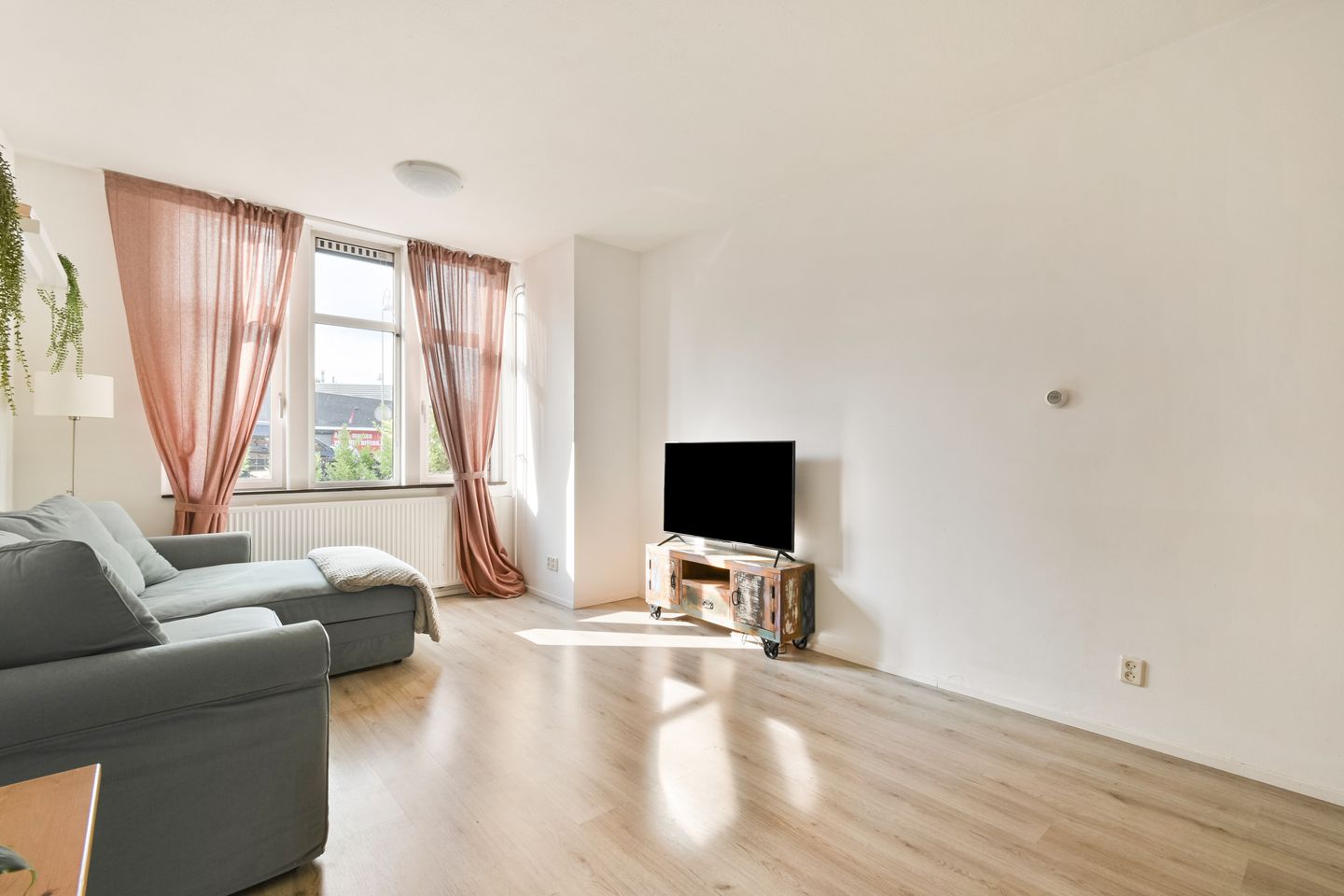 Foto 4 van Meeuwenlaan 169-B