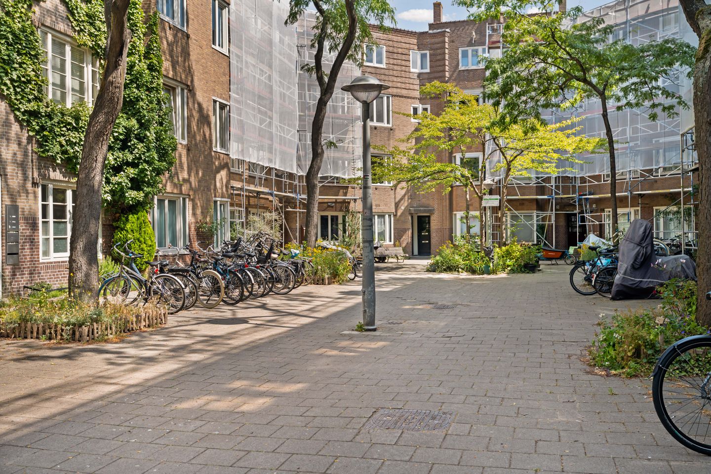 Foto 29 van Vechtstraat 15-1