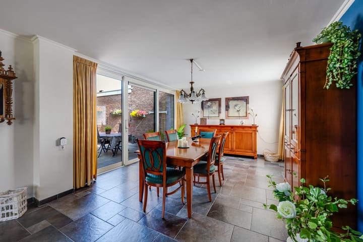 Hoekwoning te koop: Vlaggestraat 6, Prinsenbeek