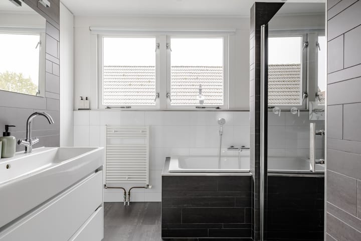 Vrijstaande woning te koop: De Vaart 4, Barsingerhorn