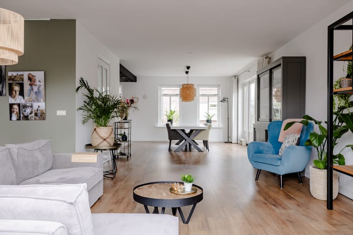 Vrijstaande woning te koop: De Vaart 4, Barsingerhorn