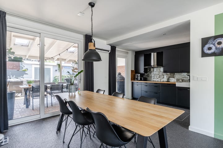 Tussenwoning te koop: Anderlechtstraat 14, Breda