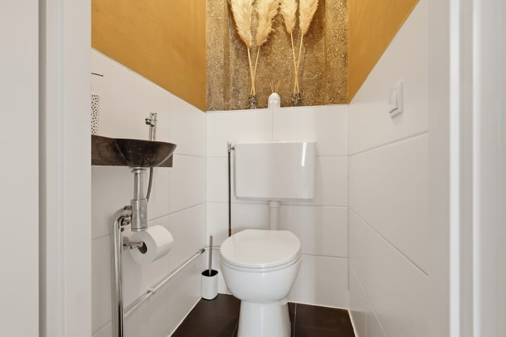 Tussenwoning te koop: Claude Debussystraat 22, Zaandijk