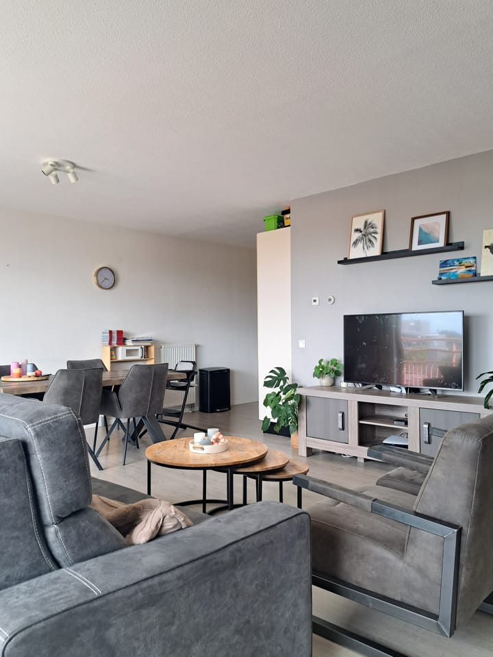 Appartement te huur: Houtstraat 57, Almere