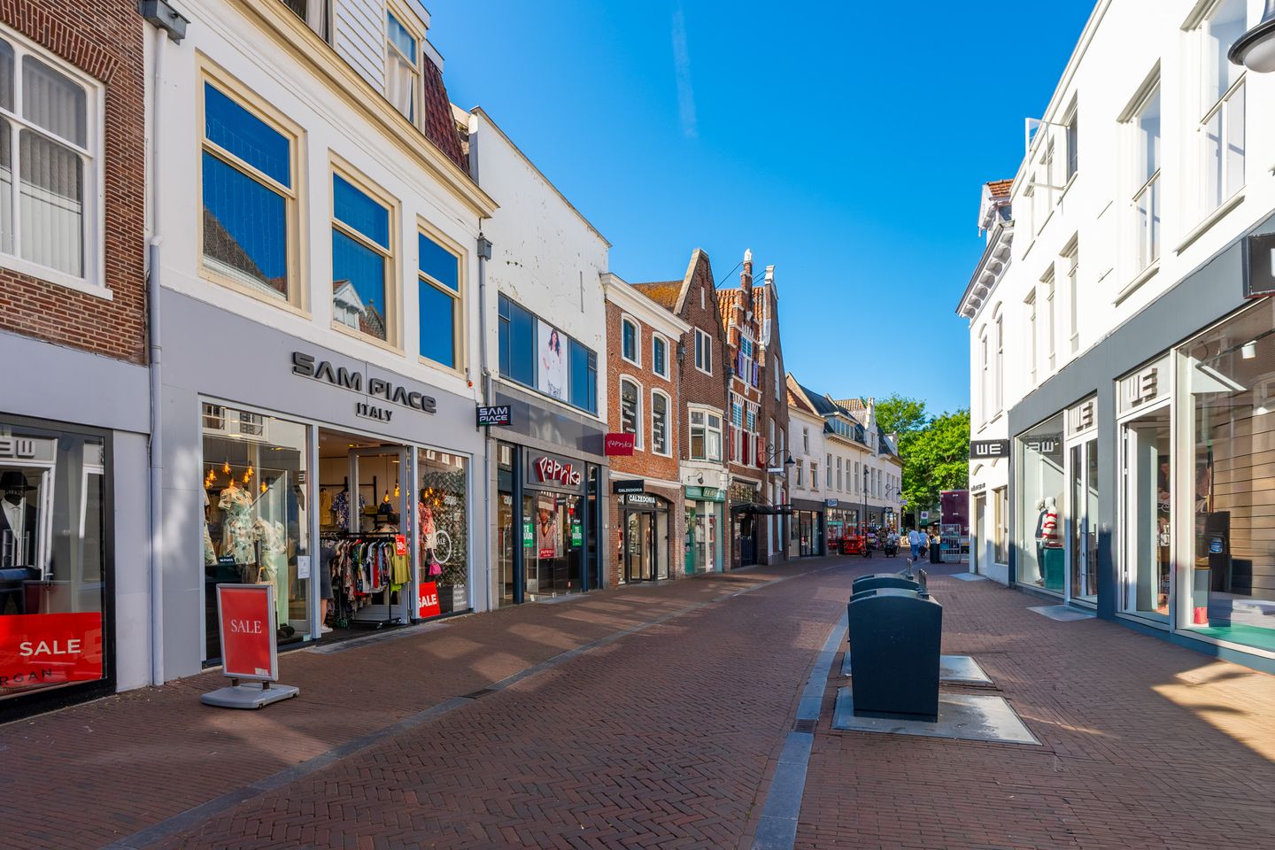 View photo 3 of Langestraat 17