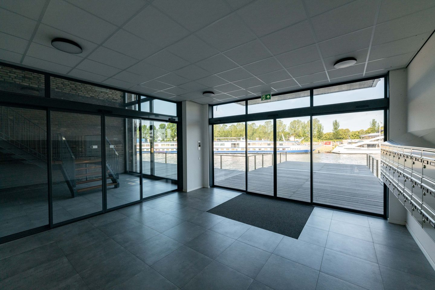 Photo 34 of Stationsplein 168