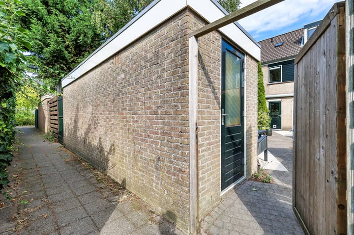 Tussenwoning te koop: Stiermarkenweg 8, Alkmaar