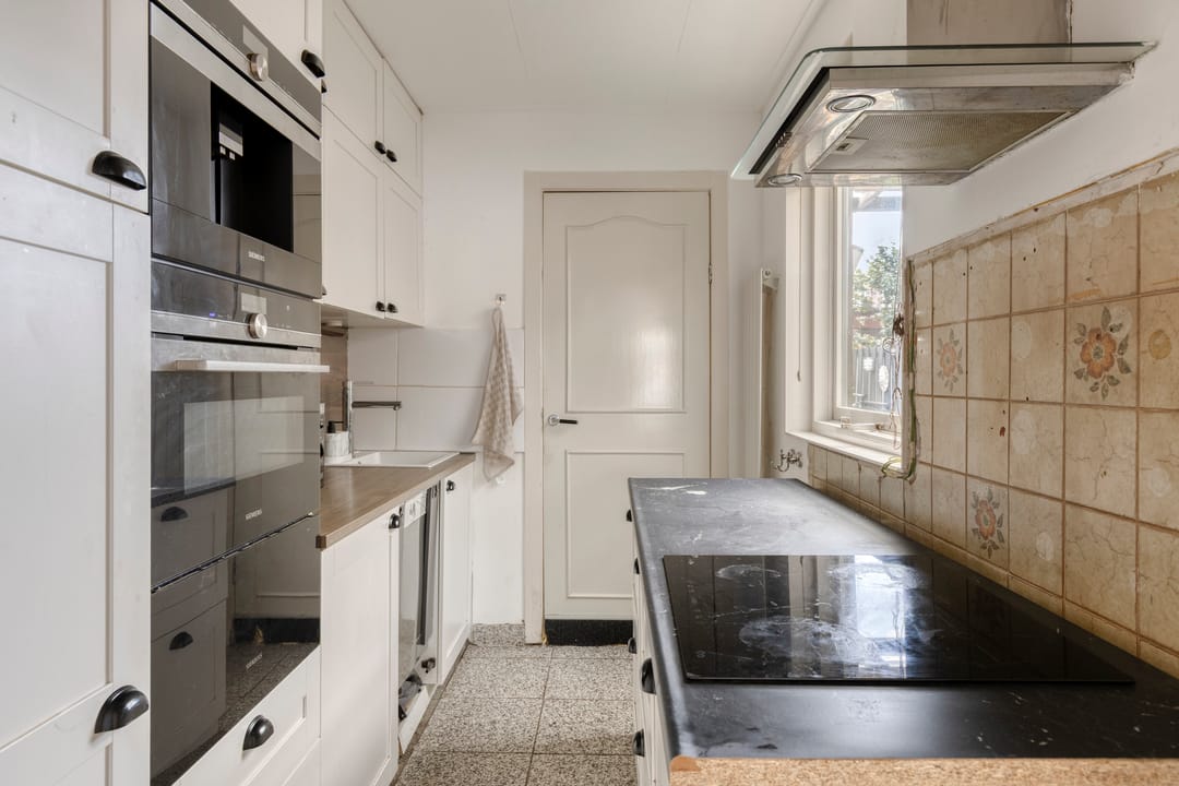 Photo 7 of De Ruyterstraat 75