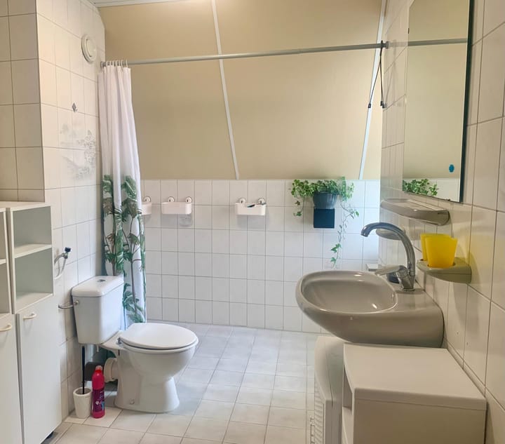 Tussenwoning te huur: Klagerstuin 5, Zwaag
