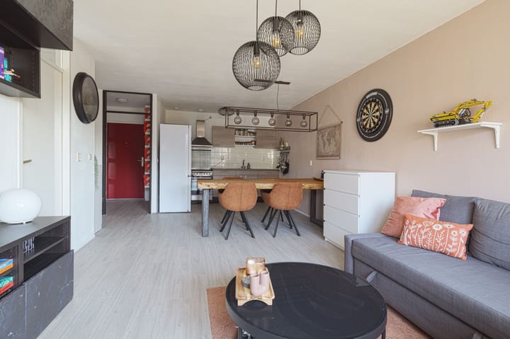 Appartement te koop: Tomatenplein 193, Zwijndrecht
