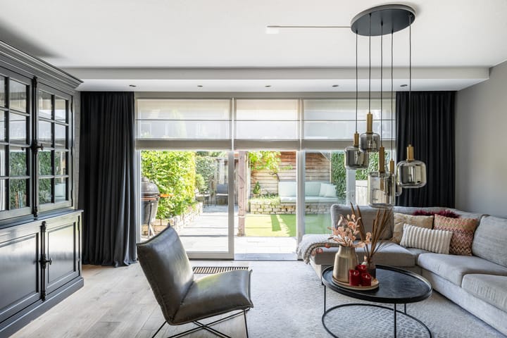 Tussenwoning te koop: Catharina van Heenvlietstraat 4, Naaldwijk