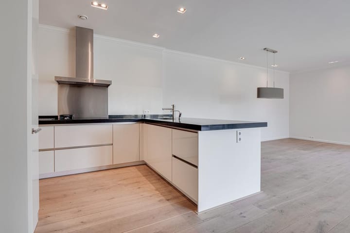 Appartement te huur: Elzingapark 9, Laren (Nh)