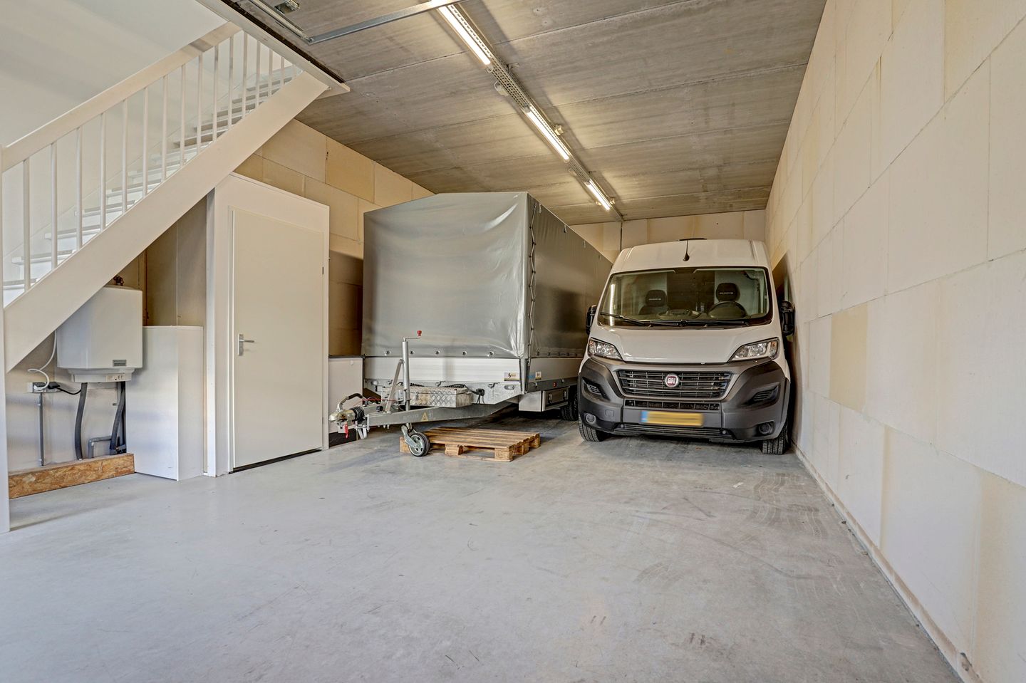Bekijk foto 2 van Titaniumweg 446