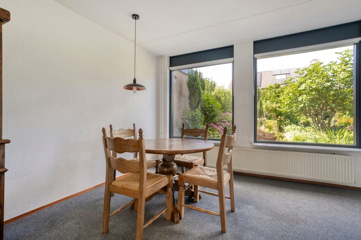 Tussenwoning te koop: Landsheerlaan 6, Zwolle