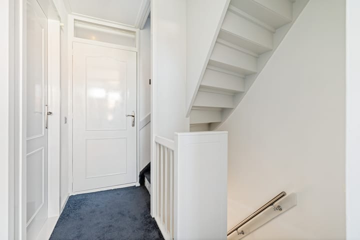 Tussenwoning te koop: Christinastraat 8, Nieuw-Beijerland