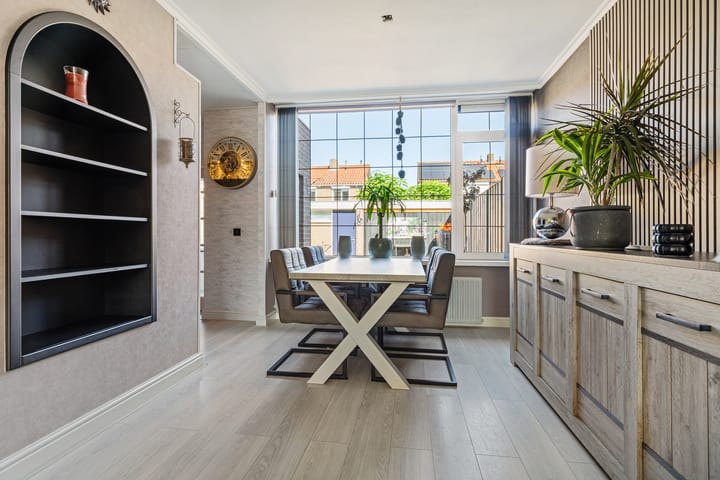 Tussenwoning te koop: Christinastraat 8, Nieuw-Beijerland