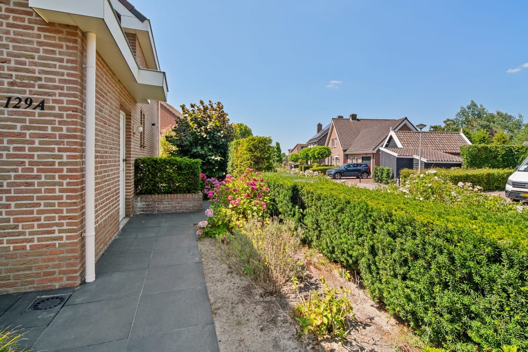 Foto 53 van Onze Lieve Vrouwestraat 129-A