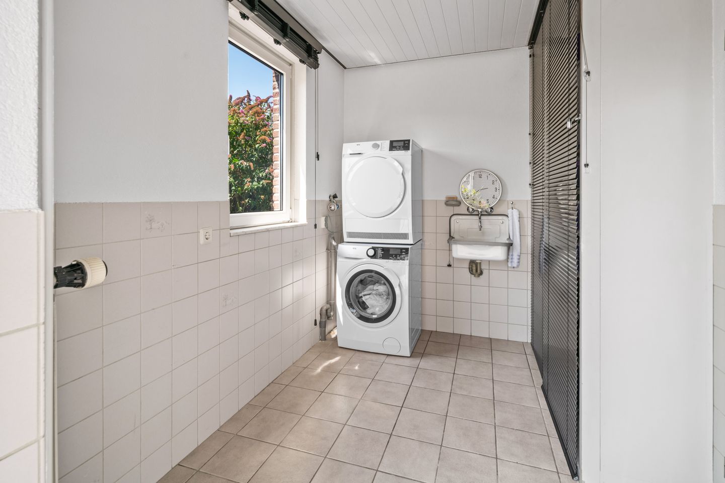 Photo 20 of Onze Lieve Vrouwestraat 129-A