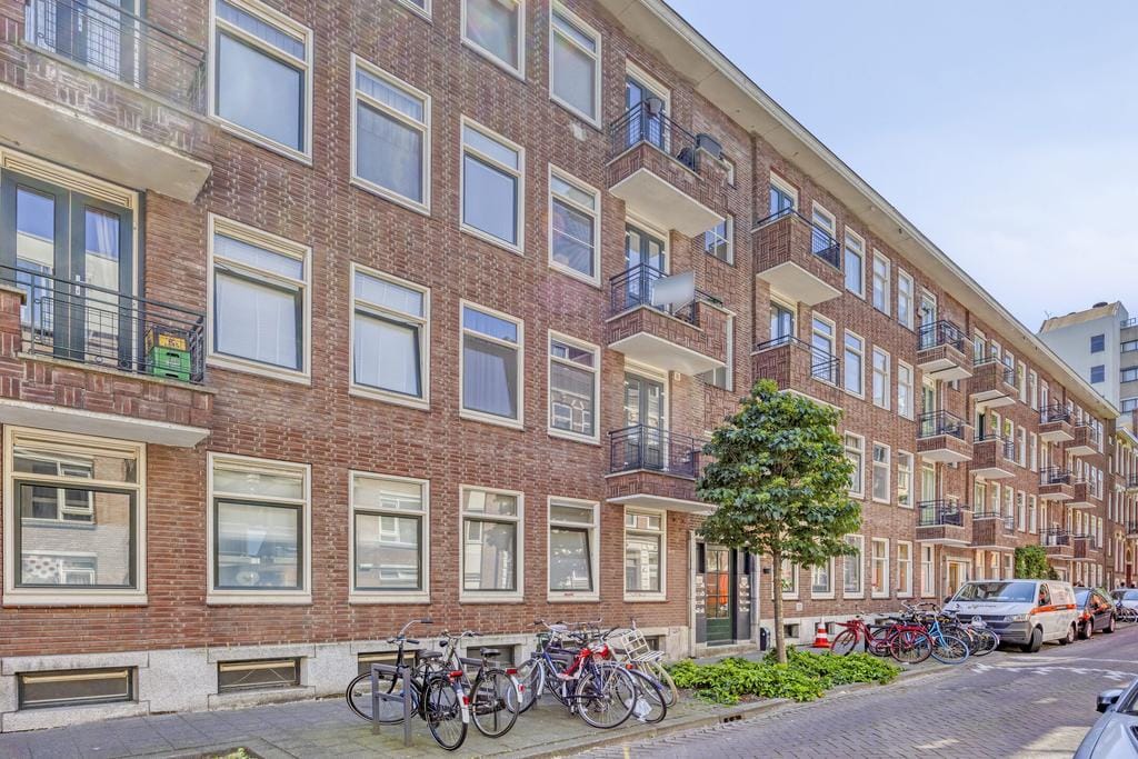 Foto 1 van Roo-Valkstraat 12-D