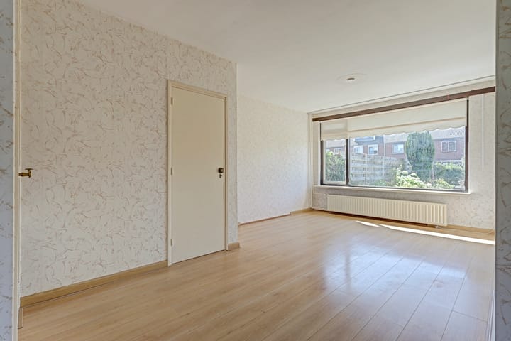 Tussenwoning te koop: Speerreep 68, Hoogvliet Rotterdam