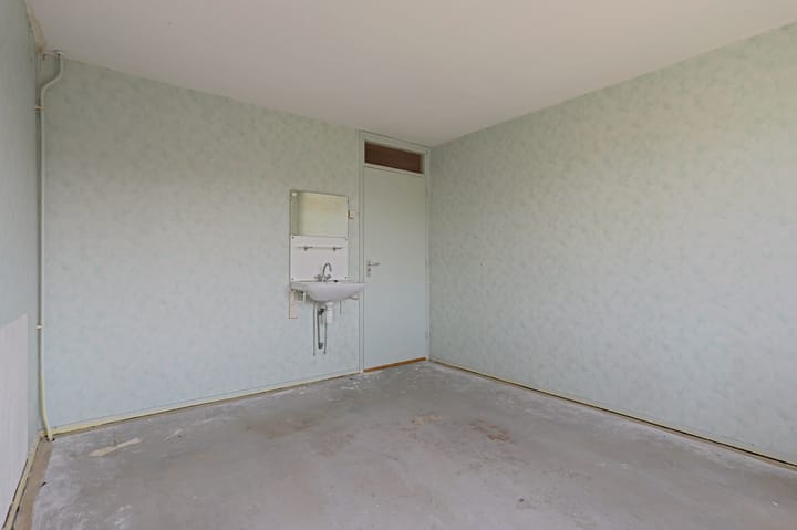 Tussenwoning te koop: Speerreep 68, Hoogvliet Rotterdam