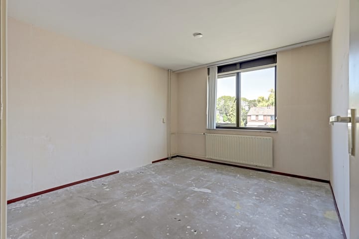 Tussenwoning te koop: Speerreep 68, Hoogvliet Rotterdam