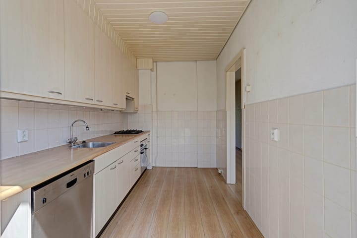 Tussenwoning te koop: Speerreep 68, Hoogvliet Rotterdam