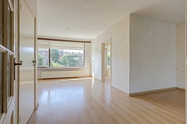 Tussenwoning te koop: Speerreep 68, Hoogvliet Rotterdam
