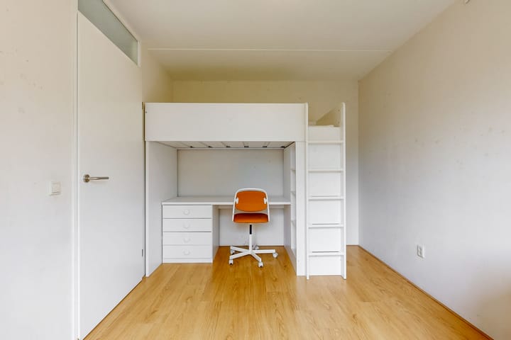 Tussenwoning te koop: Loethoelilaan 81, Amstelveen