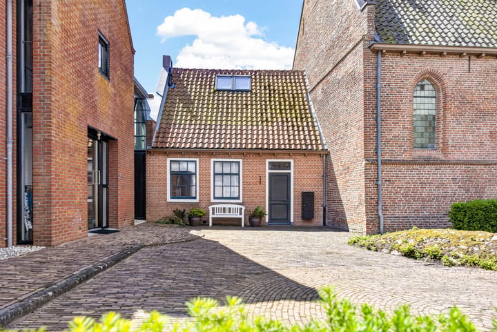 Twee-onder-één-kap te koop: Kerkstraat 55, Vollenhove