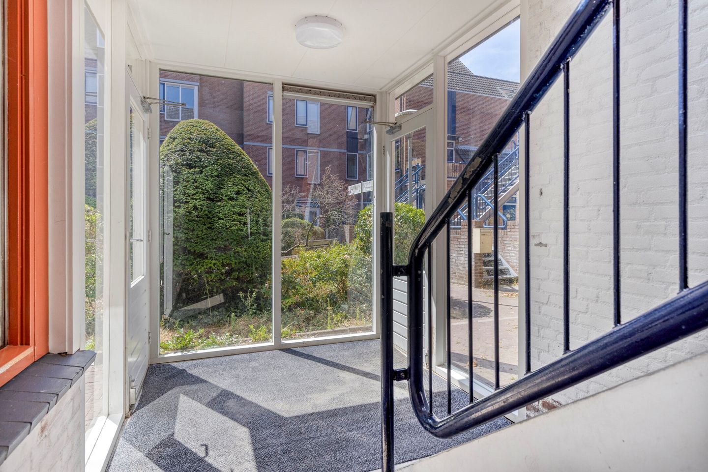 Photo 10 of Van Dishoeckstraat 110