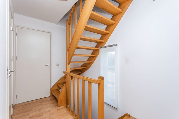 Vrijstaande woning te koop: Uterweg 37, Heerlen