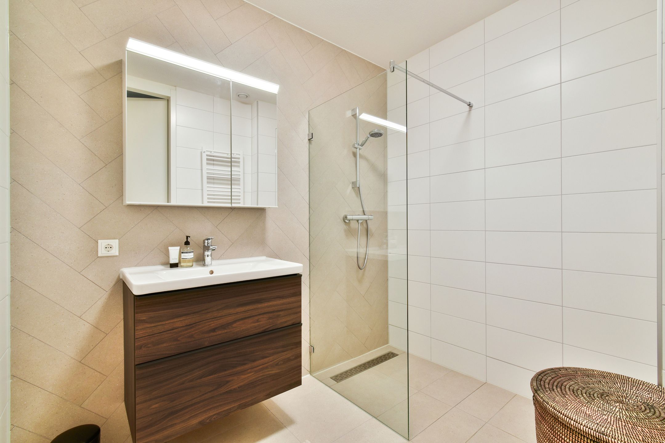 Photo 21 of Elstarstraat 23