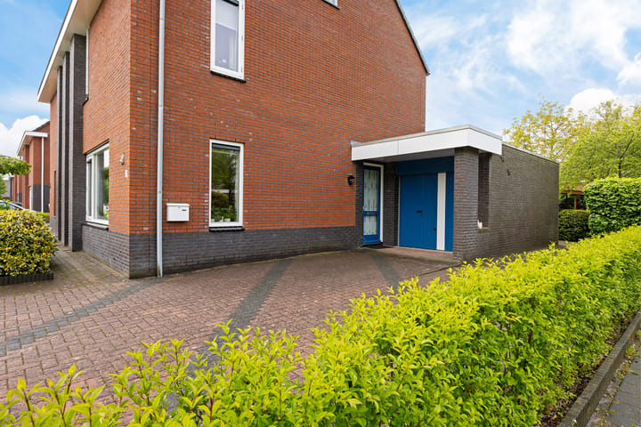 Twee-onder-één-kap te koop: Schor 16, Delfzijl
