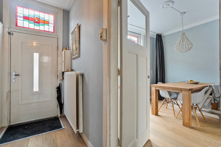 Tussenwoning te koop: Rembrandtlaan 31, Zwolle