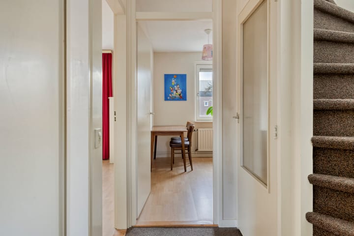 Tussenwoning te koop: Duivenhof 30, Made