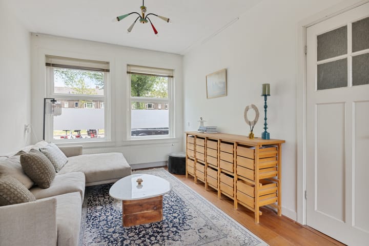 Appartement te koop: Burgemeester van Tuyllkade 114, Utrecht