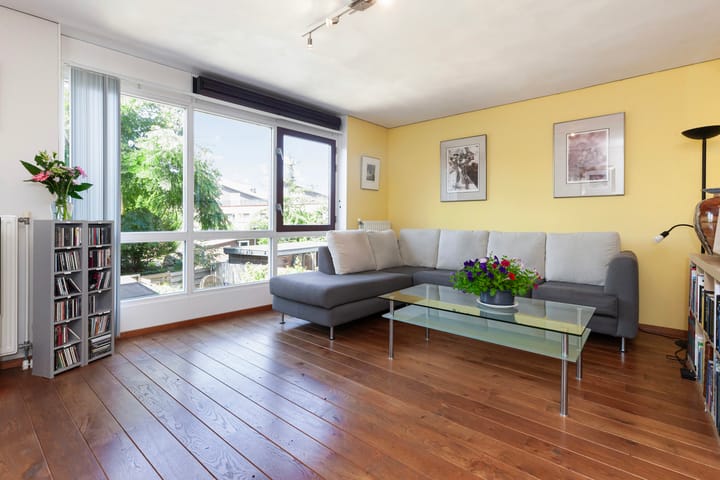 Tussenwoning te koop: Engelsche Boomgaert 11, Vlaardingen