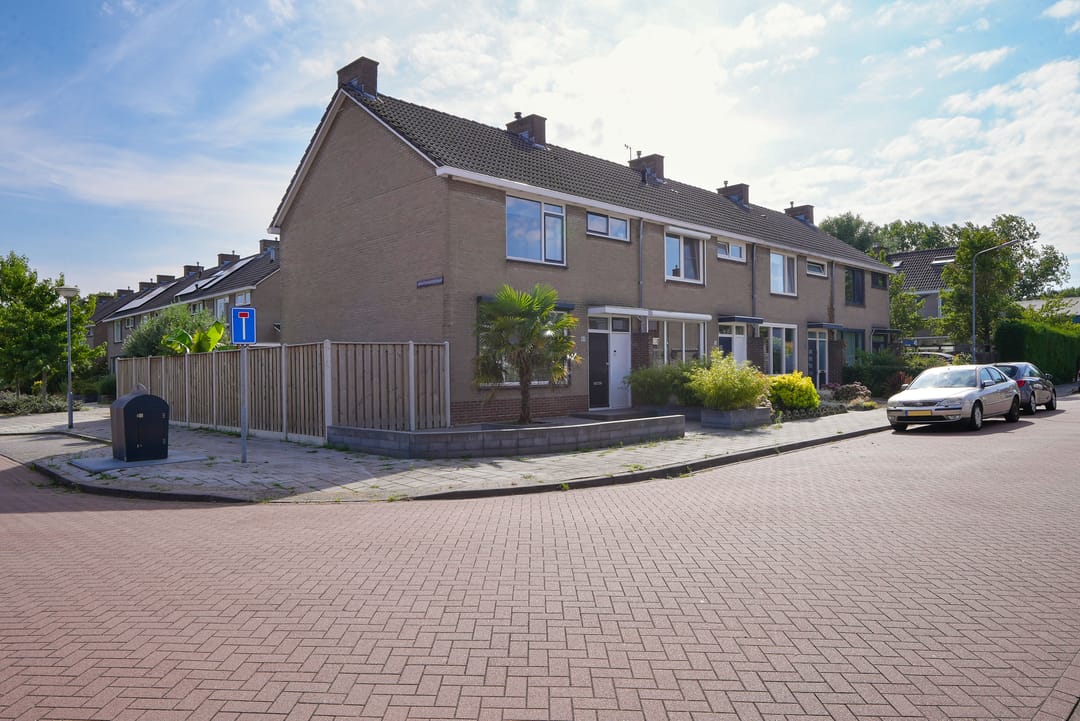 Photo 1 of Wittezeestraat 49