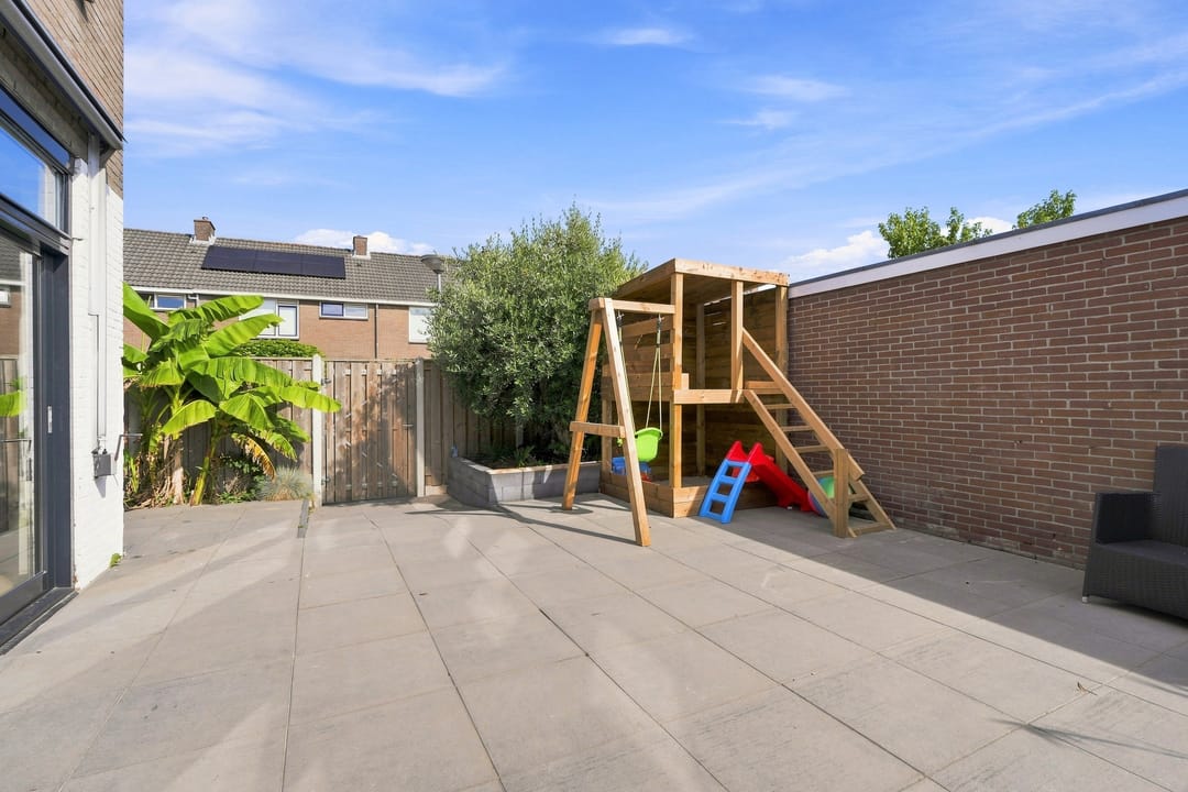 Photo 31 of Wittezeestraat 49
