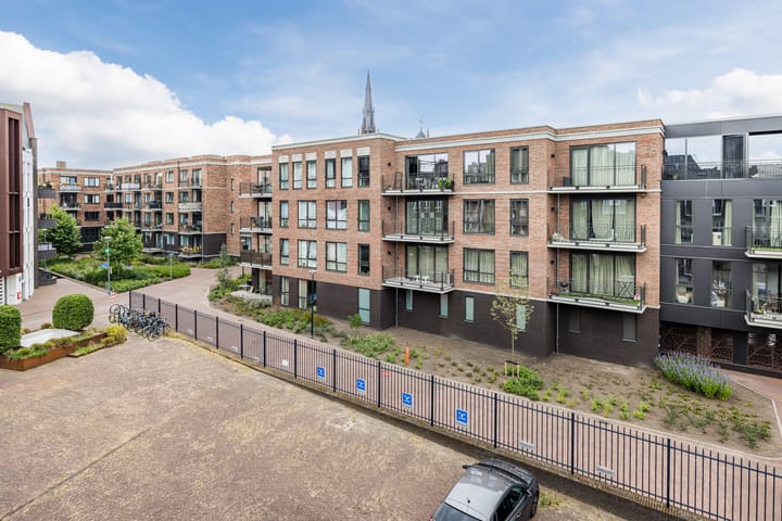 Appartement te koop: Mgr vdn Tillaartstraat 43B, Veghel