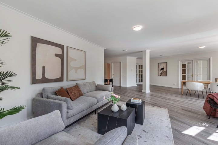 Appartement te koop: Burgemeester Fonteinlaan 9, Huizen