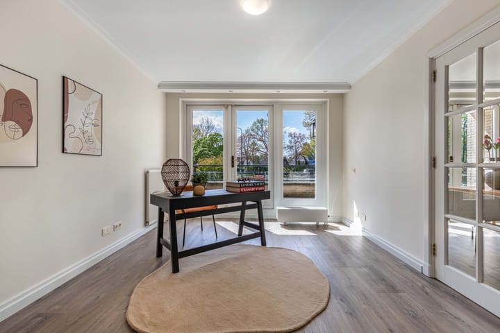 Appartement te koop: Burgemeester Fonteinlaan 9, Huizen