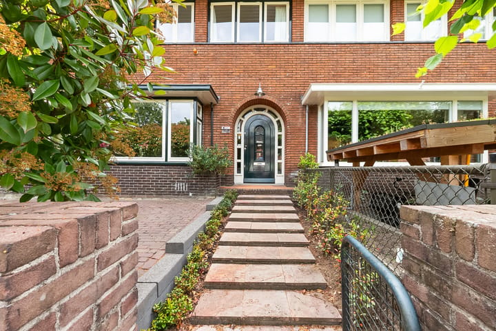 Hoekwoning te koop: Loosdrechtseweg 19, Hilversum