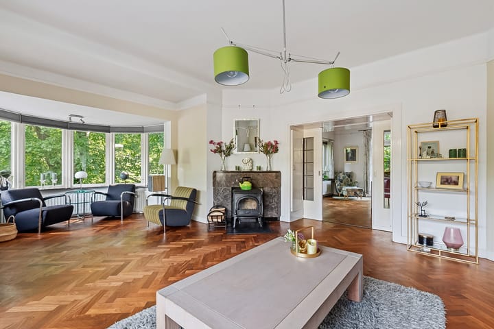Hoekwoning te koop: Loosdrechtseweg 19, Hilversum